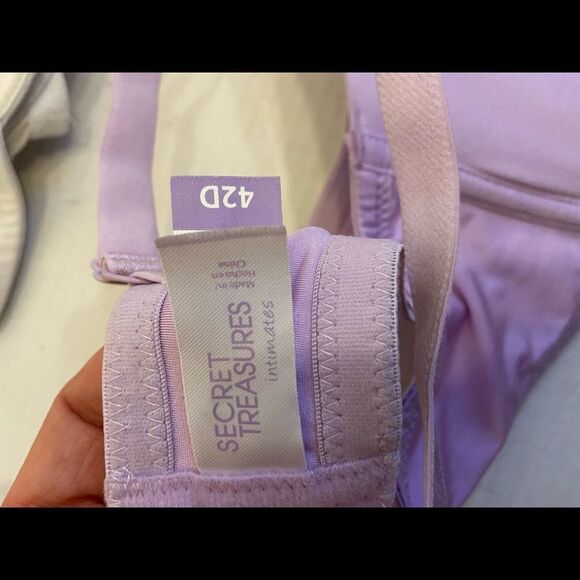 3 bras secret treasures 42D - Picture 2 of 6